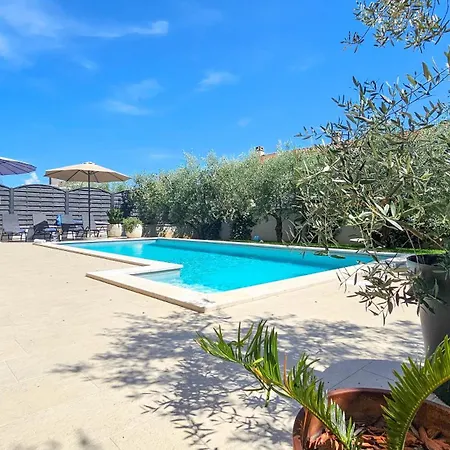 Leonardo Apartman